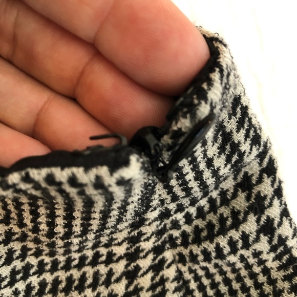 Houndstooth Pencil Skirt - Picture 8 of 11